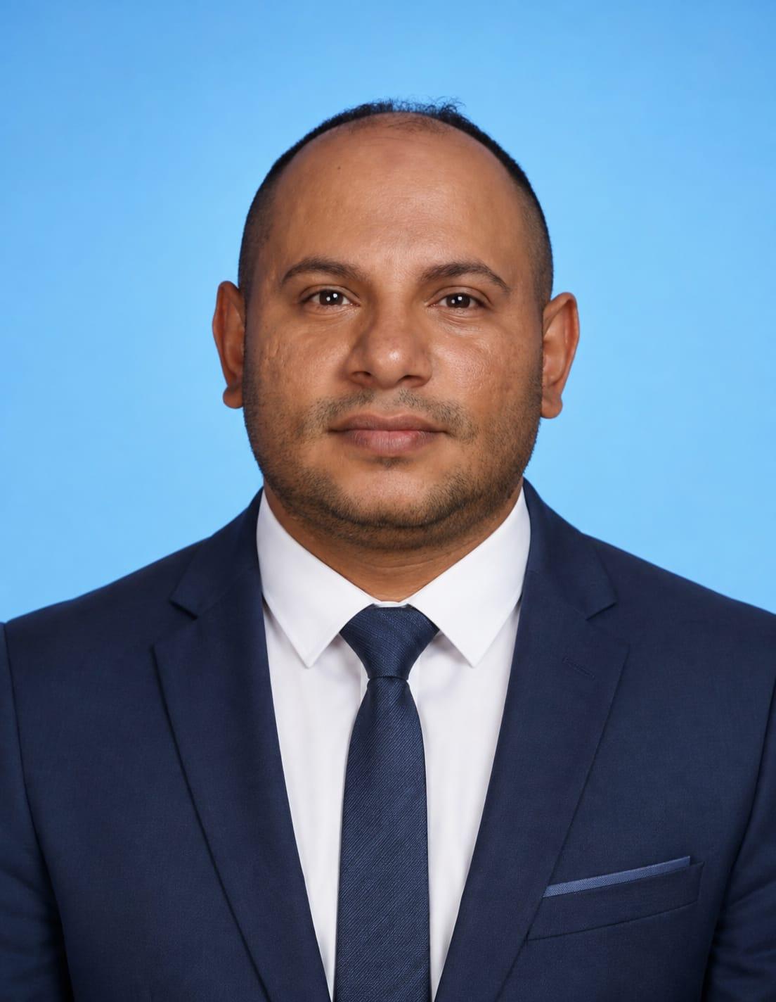 Dr. Mahmoud Zayed